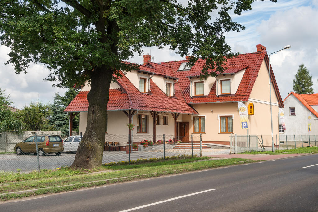 Vera Hotel Sulechow Exterior photo