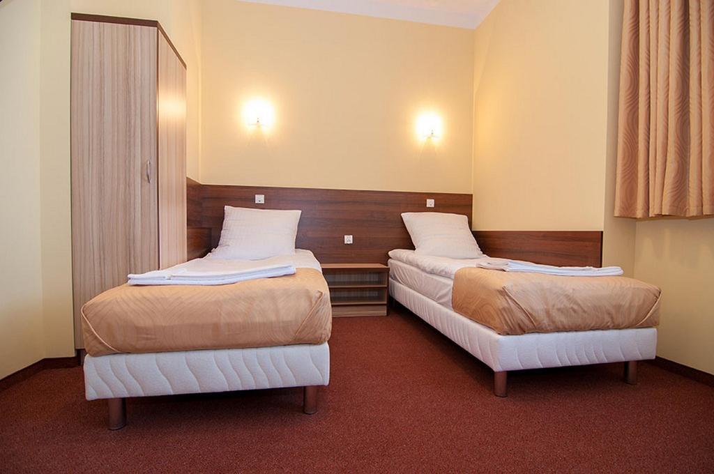 Vera Hotel Sulechow Room photo
